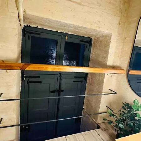 Apartment Cinema In Valletta